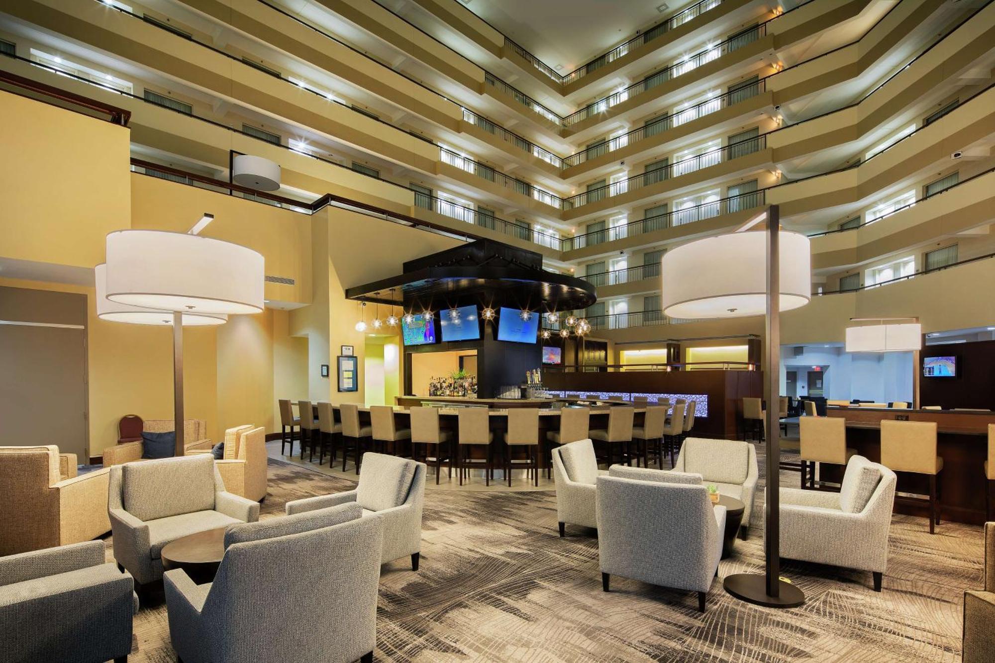 Embassy Suites By Hilton Detroit Troy Auburn Hills Exteriér fotografie