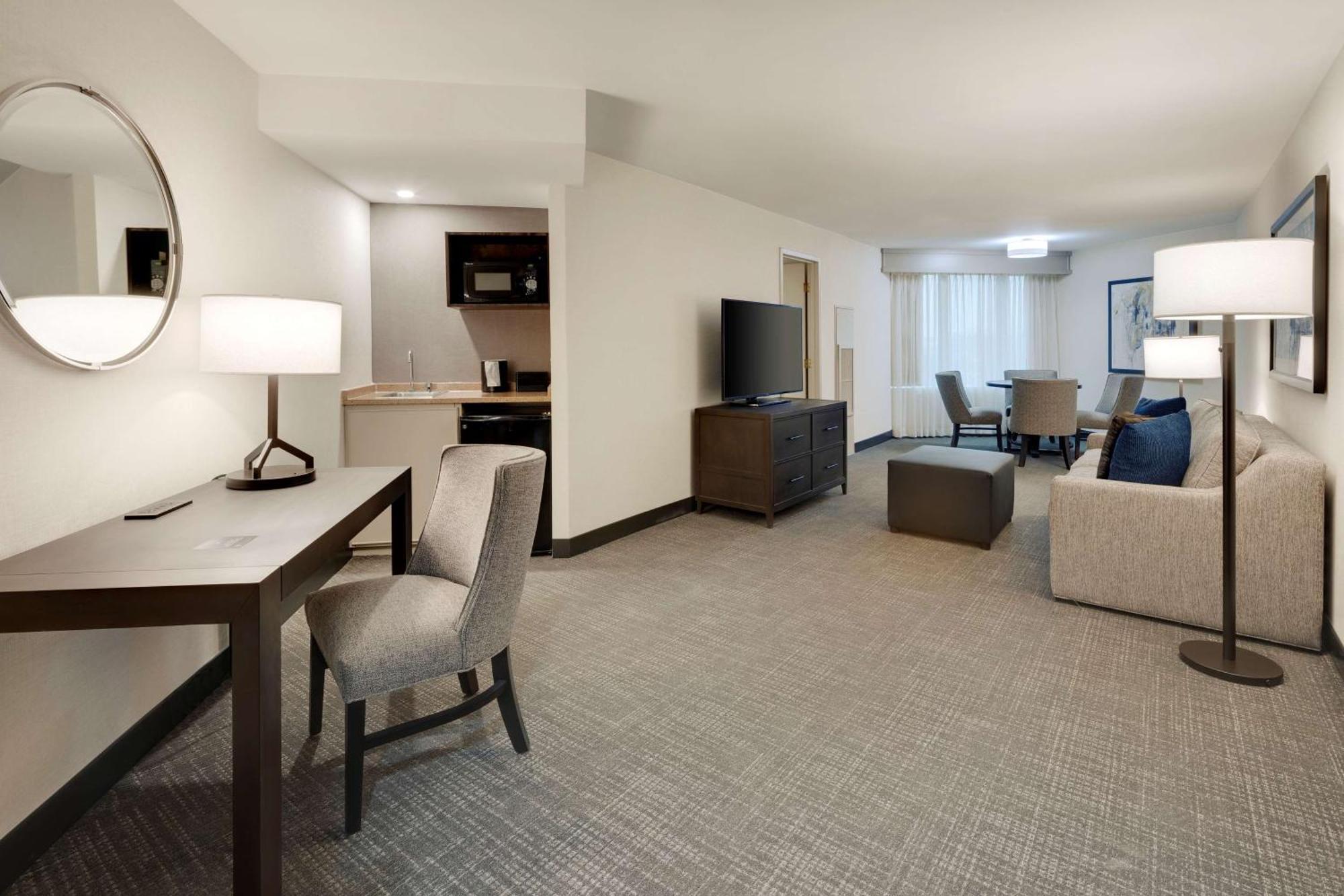 Embassy Suites By Hilton Detroit Troy Auburn Hills Exteriér fotografie