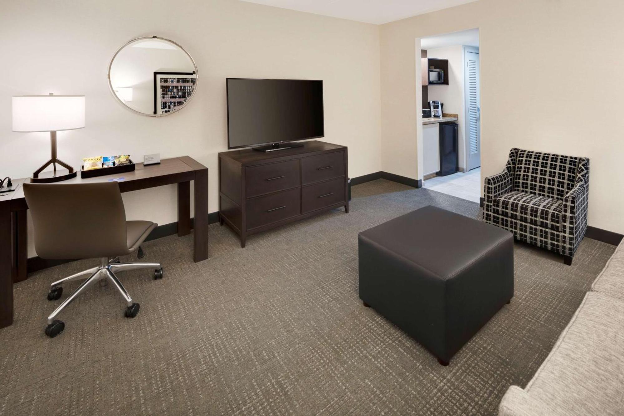 Embassy Suites By Hilton Detroit Troy Auburn Hills Exteriér fotografie
