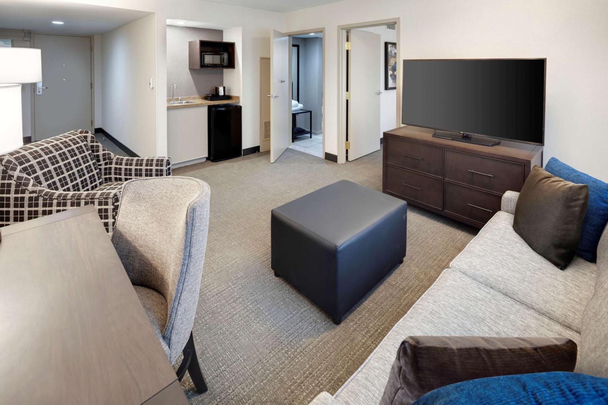 Embassy Suites By Hilton Detroit Troy Auburn Hills Exteriér fotografie