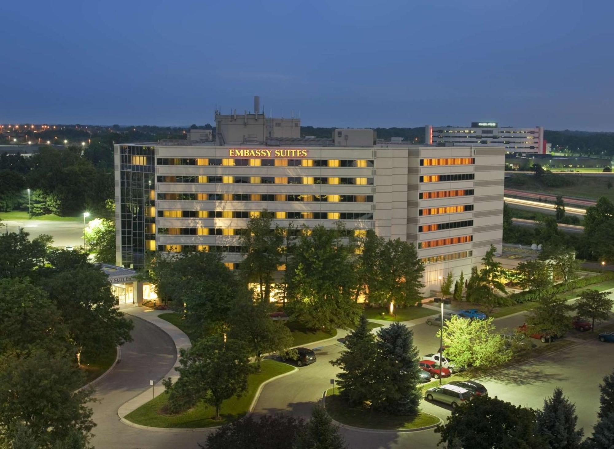 Embassy Suites By Hilton Detroit Troy Auburn Hills Exteriér fotografie